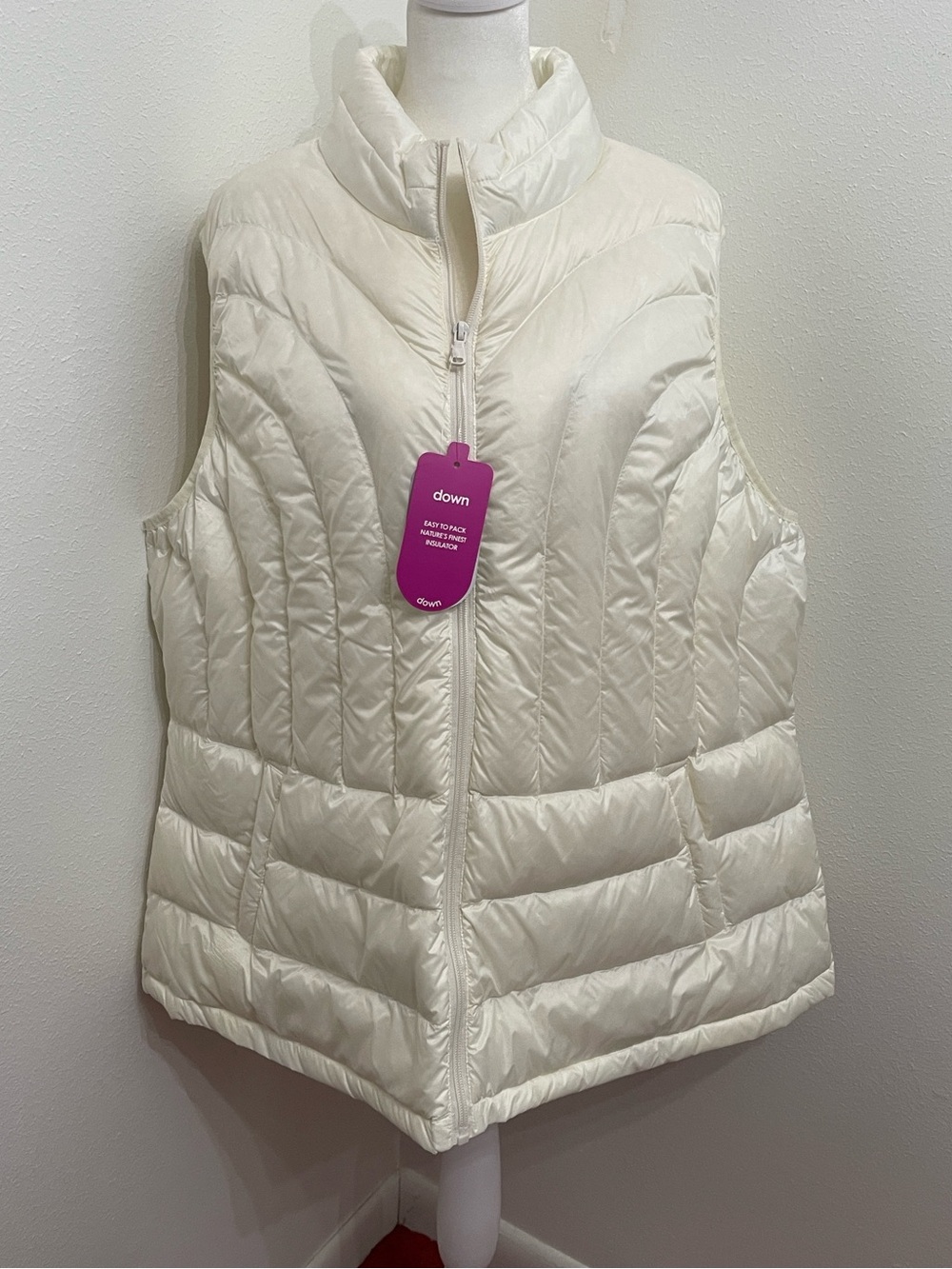 NWT Be Inspired Lightweight Atlas Ivory Down Packable Puffer Vest Plus 3X